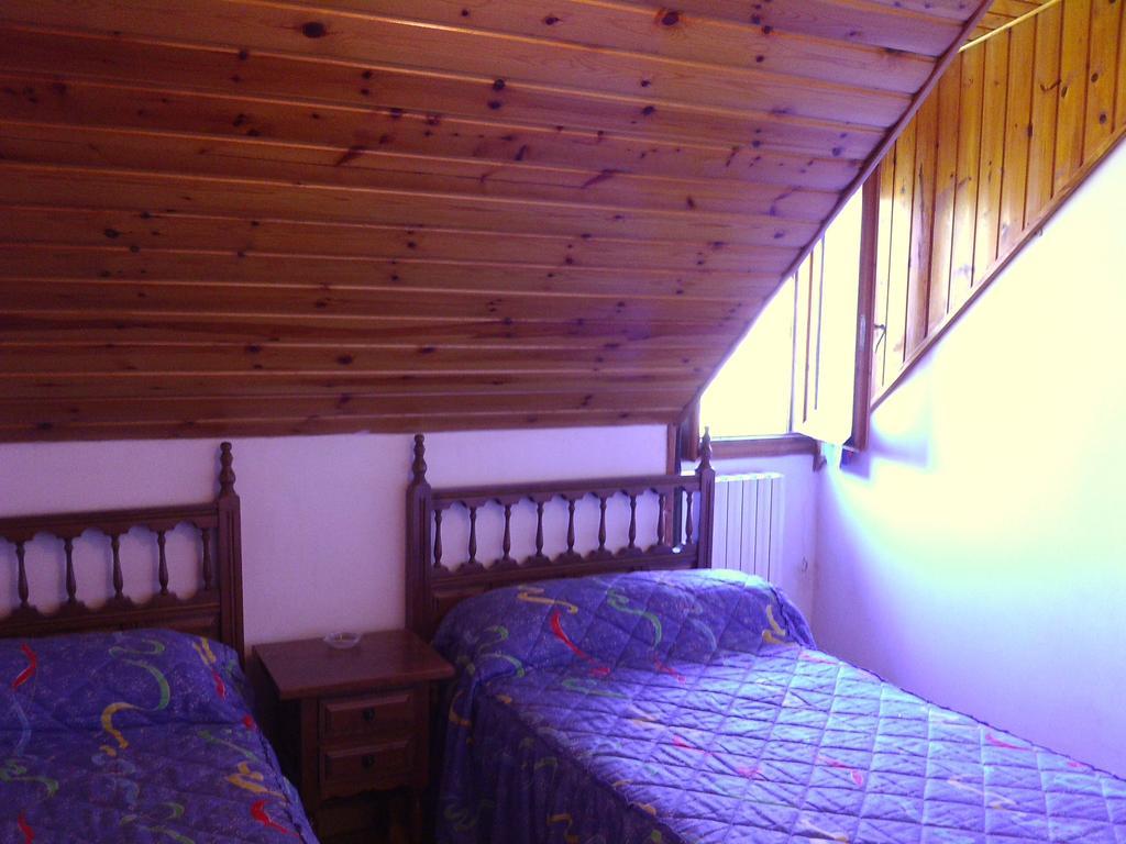 Pension Pallaruelo Saravillo Стая снимка